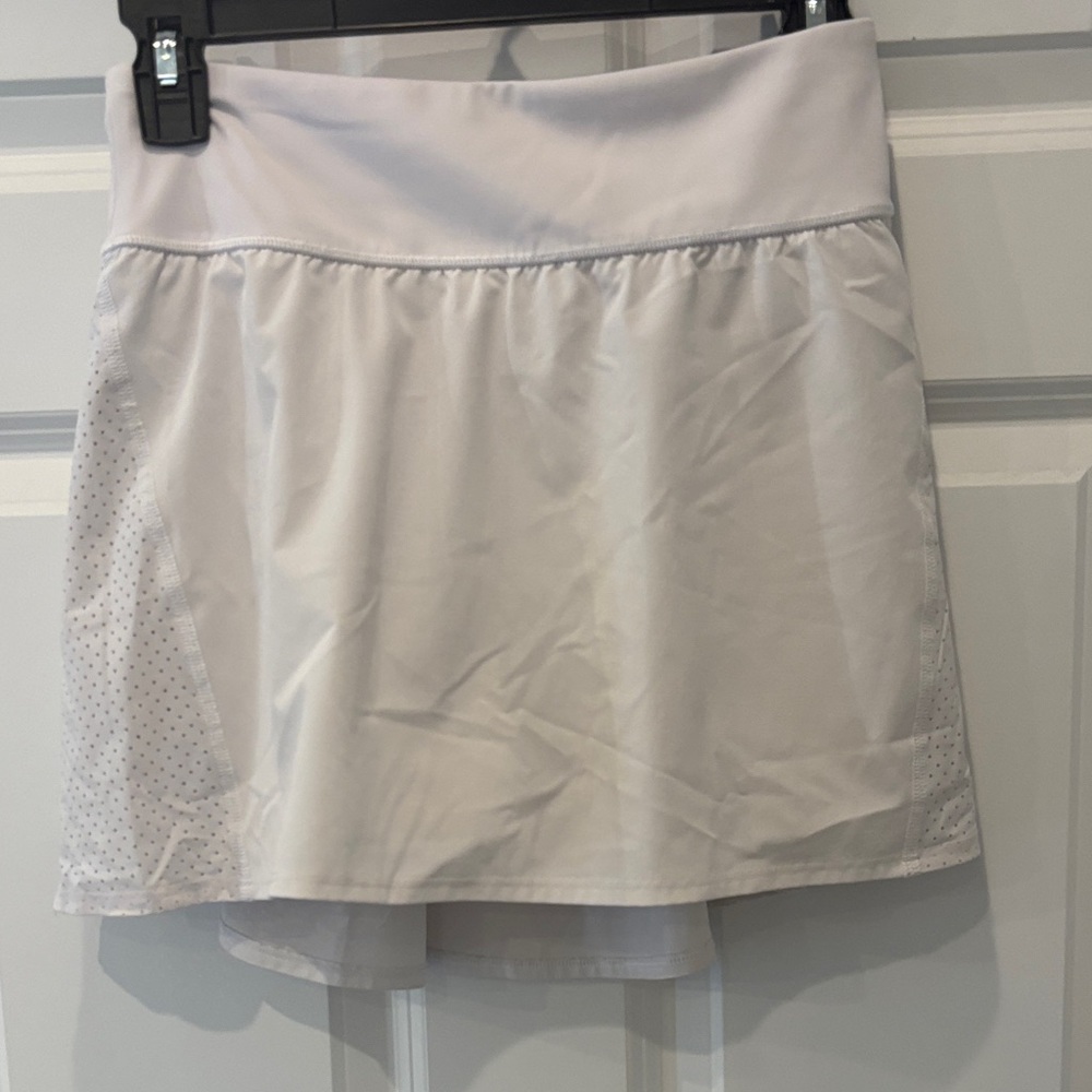 SPANX White Circle Skater Skort with Perforated Panels